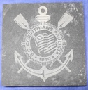 Placa de Ardósia 10x10cm – Brasão do Corinthians e Hino Gravados em Duas Faces